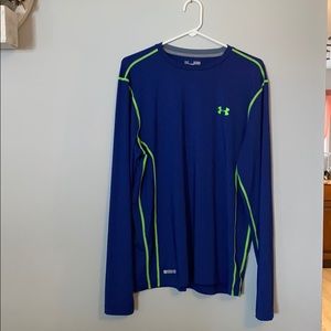 Fitted Under Armour heat gear size XL